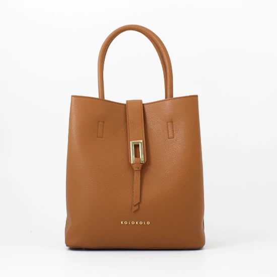 Női camel színű elegáns bőrtáska