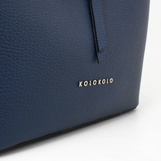 April sötétkék bőrtáska