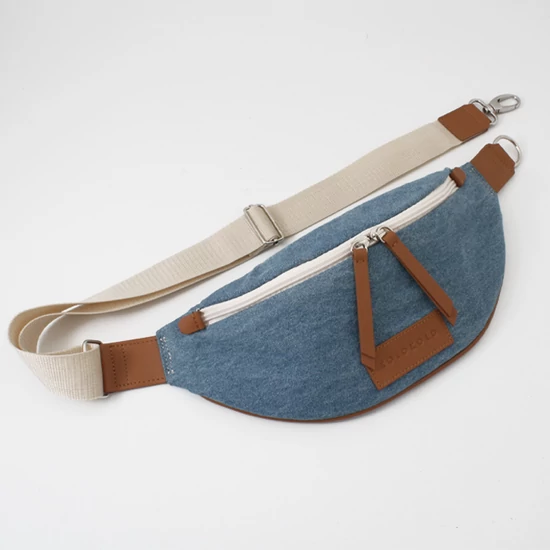 Famer sötétkék crossbody táska állítható pántokkal