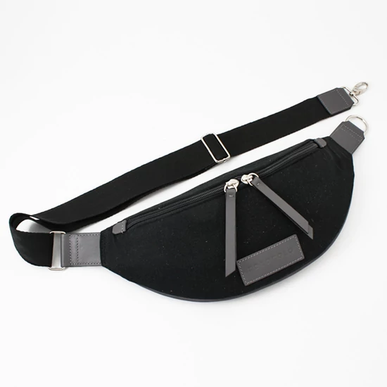 Fekete vászon crossbody táska állítható pántokkal
