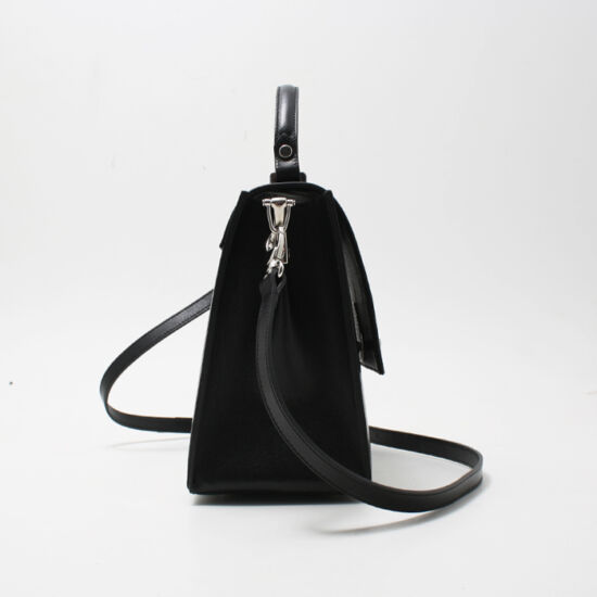 Lora fekete fedeles táska